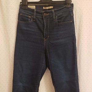 LEVI'S SIZE 26 HIGH RISE SLIM STRAIGHT JEANS